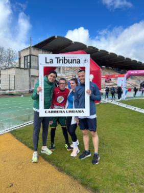 Parte del equipo de Quirónsalud Ciudad Real participante en la Carrera