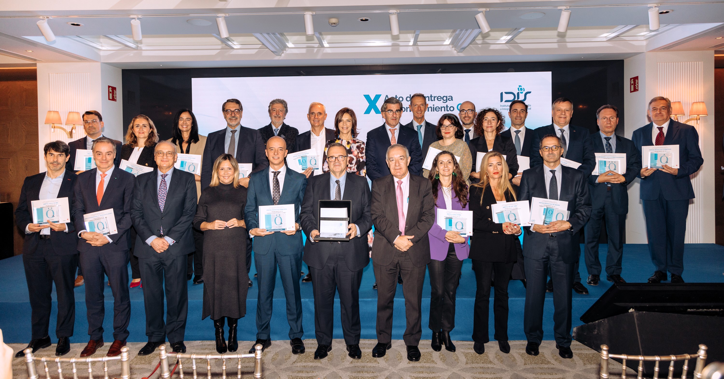2023 11 08 Foto de grupo de todos los representantes de entidades participantes en esta edición