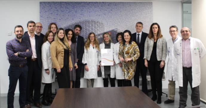 2020 01 23 Equipo directivo del HURJC con el certificado del Sello EFQM 5 Stars