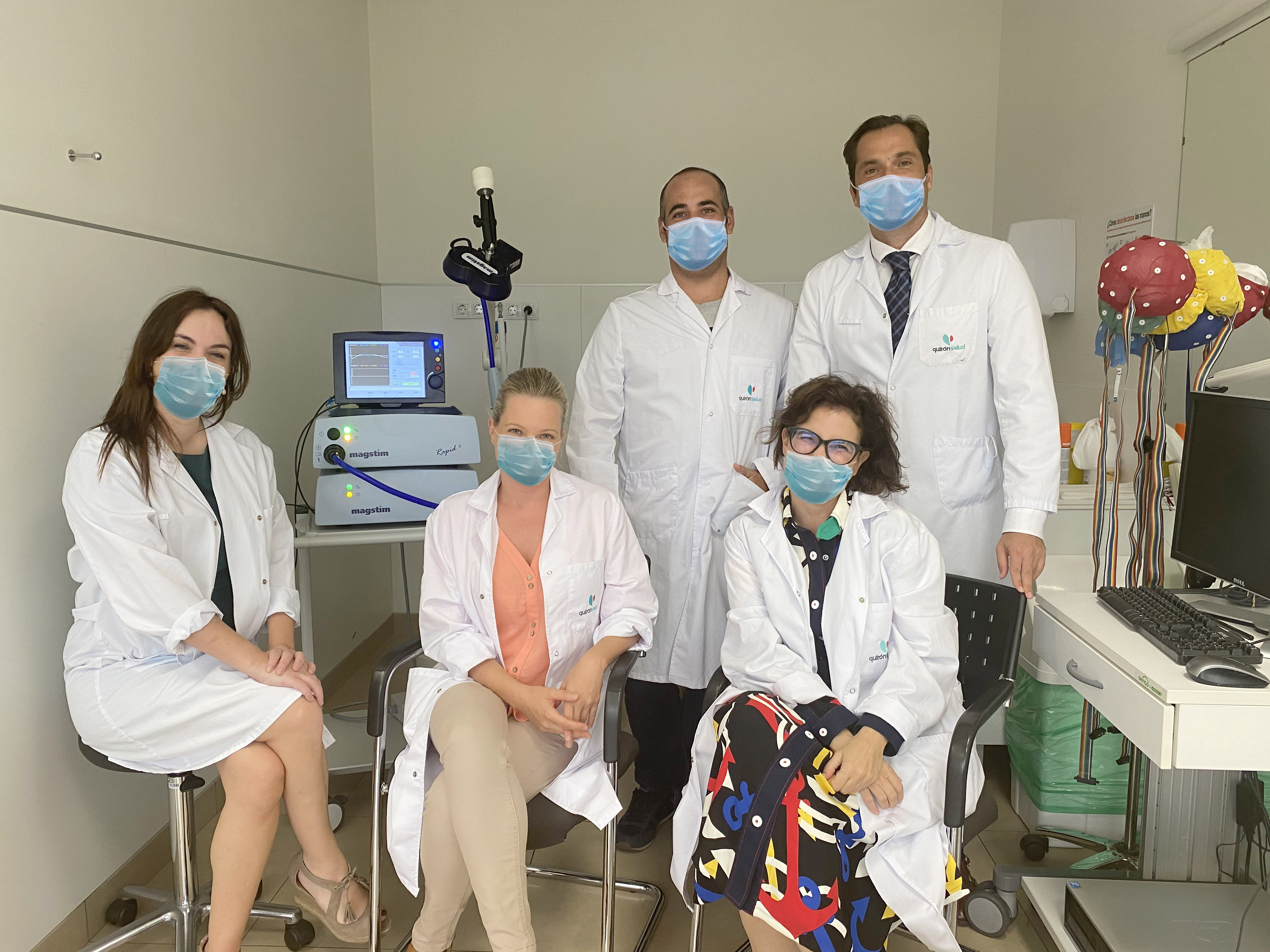 foto equipo neurologia quironsalud malaga