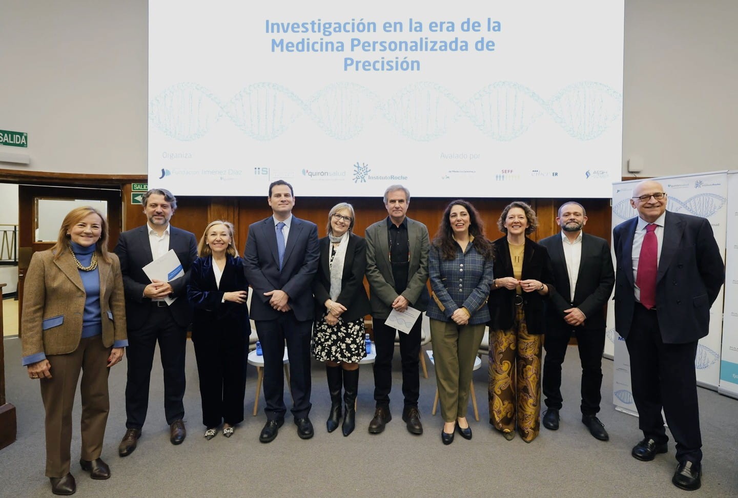 Foto de grupo de organizadores y ponentes de la jornada