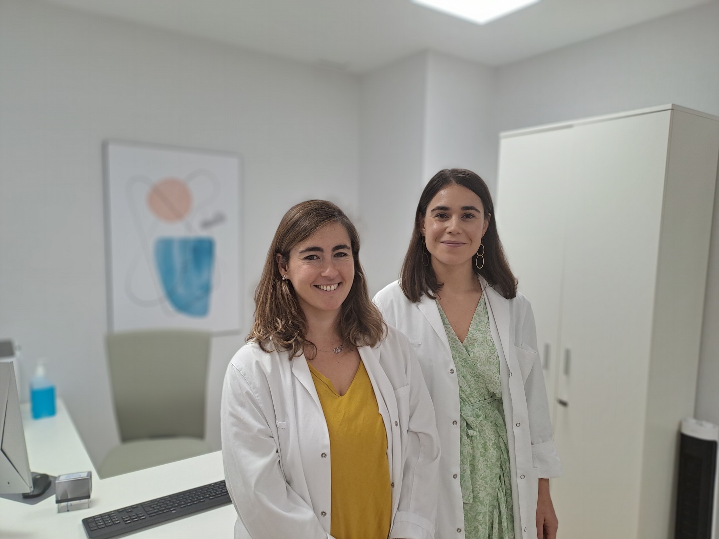 Doctora Mateos y Carlota Pérez ponentes Aula de Salud Quirónsalud Toledo
