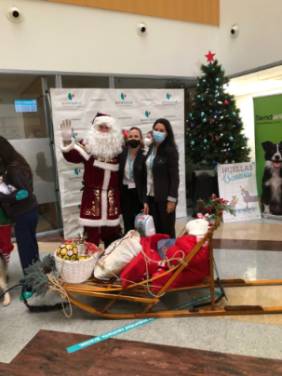 Visita de Papá Noel al Hospital Quirónsalud Málaga 7