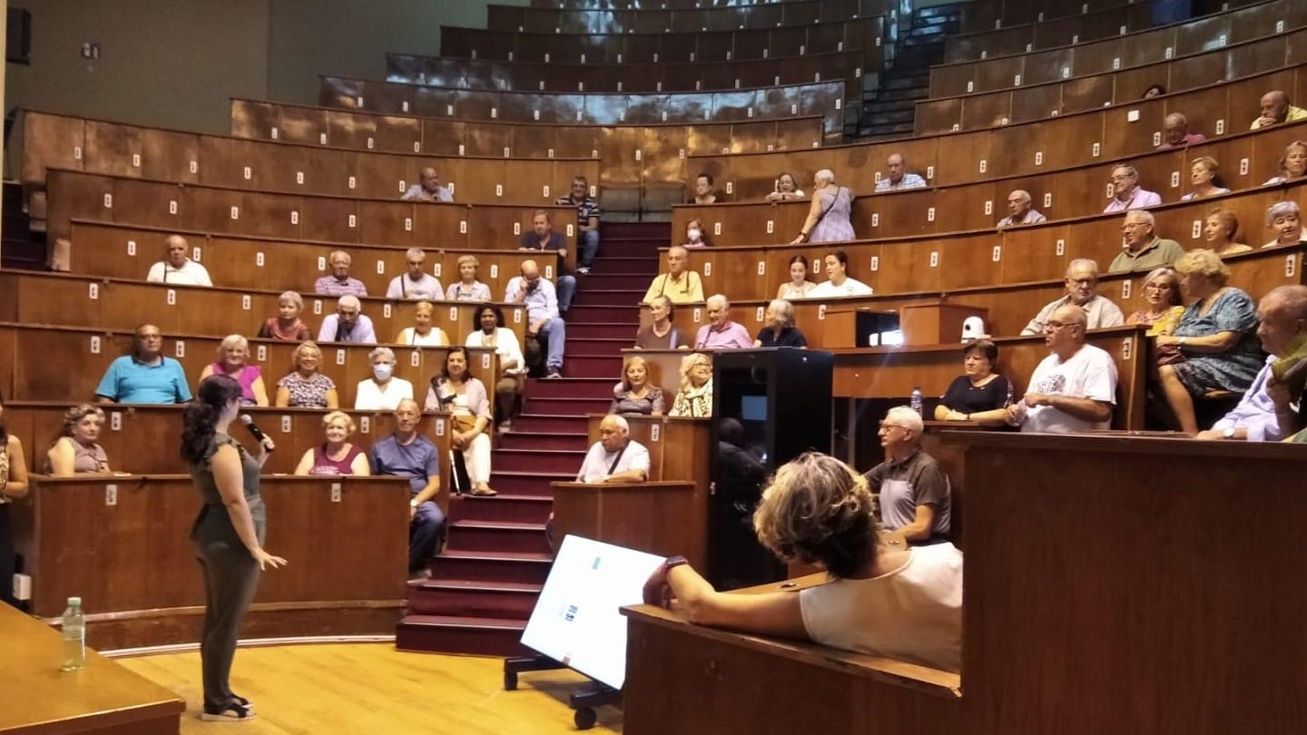 Acto de despedida de los voluntarios de los Hospitales de Quirónsalud integrados en el Sermas participantes en el estudio