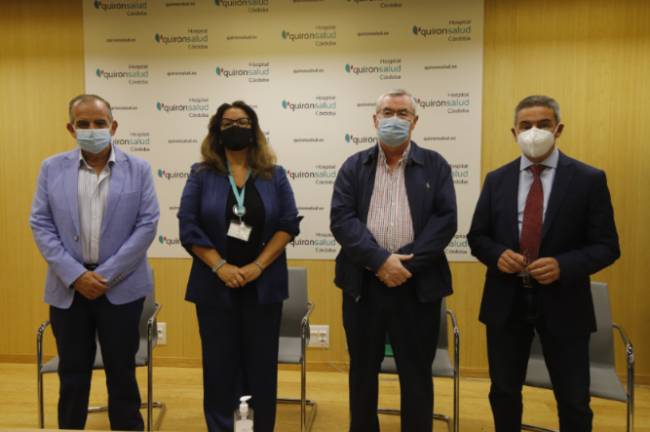 De izquierda a derecha, Miguel Ángel Flores, presidente de la SECHC, Alexia Sánchez Limón, Manuel Zafra y Antonio Pablo Rosales.