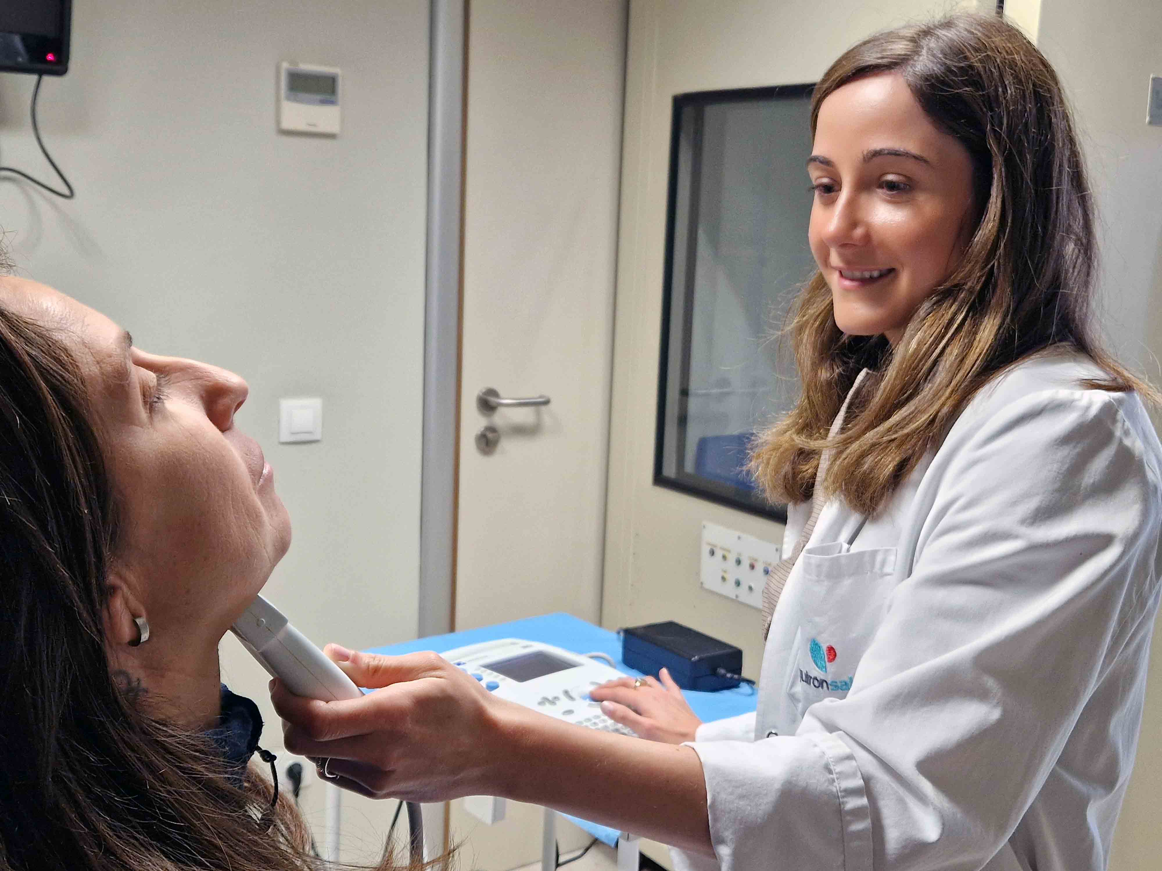 ecografia-grasa-lingual-otorrinolaringologia-quironsalud-marbella-b