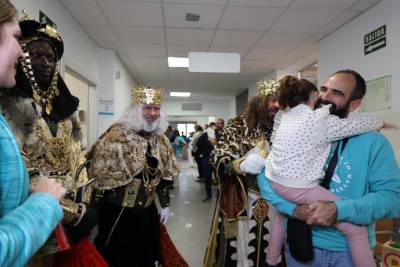 navidad-hospital-quironsalud-marbella-reyes-magos-2