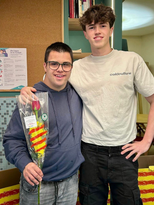 Sant-Jordi-solidario-favor-Down-Catalunya