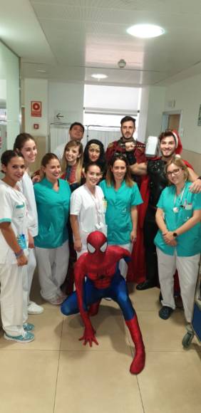 Visita Superheroes Quirónsalud Málaga 8
