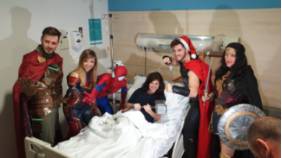 Visita Superheroes Quirónsalud Málaga 23