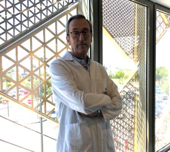 El doctor Manuel Anguita, jefe de servicio de Cardiología.