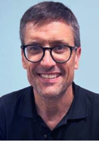 Dr Aritz Lizundia