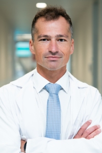 Dr Marcos Cruz