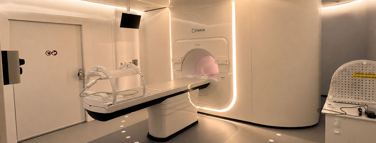 Acelerador lineal guiado por resonancia magnética (RMN LINAC)