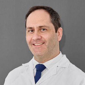 DR-RICARDO-WEGMANN