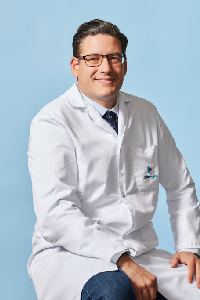 Dr. Enrique Rijo