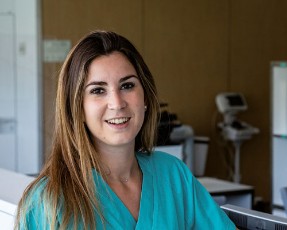 Martina Valls Enfermera Hospital Quirónsalud Barcelona