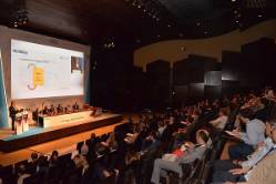 Un momento de la sesión ‘Nuevas Perspectivas en Cirugía de Cristalino’