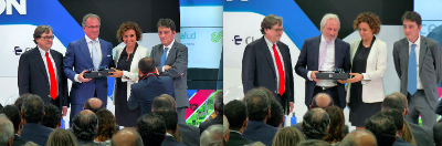 A la izqda. el Dr. Enrique Puras recogiendo el premio. A la dcha. el Dr. Francisco Villarejo