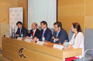 De iqda a dcha:Gonzalo Bartolomé, José María Sánchez de la Peña, Victor Madera, Pedro Rico y Lucia Alonso durante la I Reunión de Jefes de Servicio