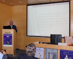 Dr. Francisco Villarejo (Director del Simposium y Jefe de la Unidad de Neurocirugía del Hospital La Luz)