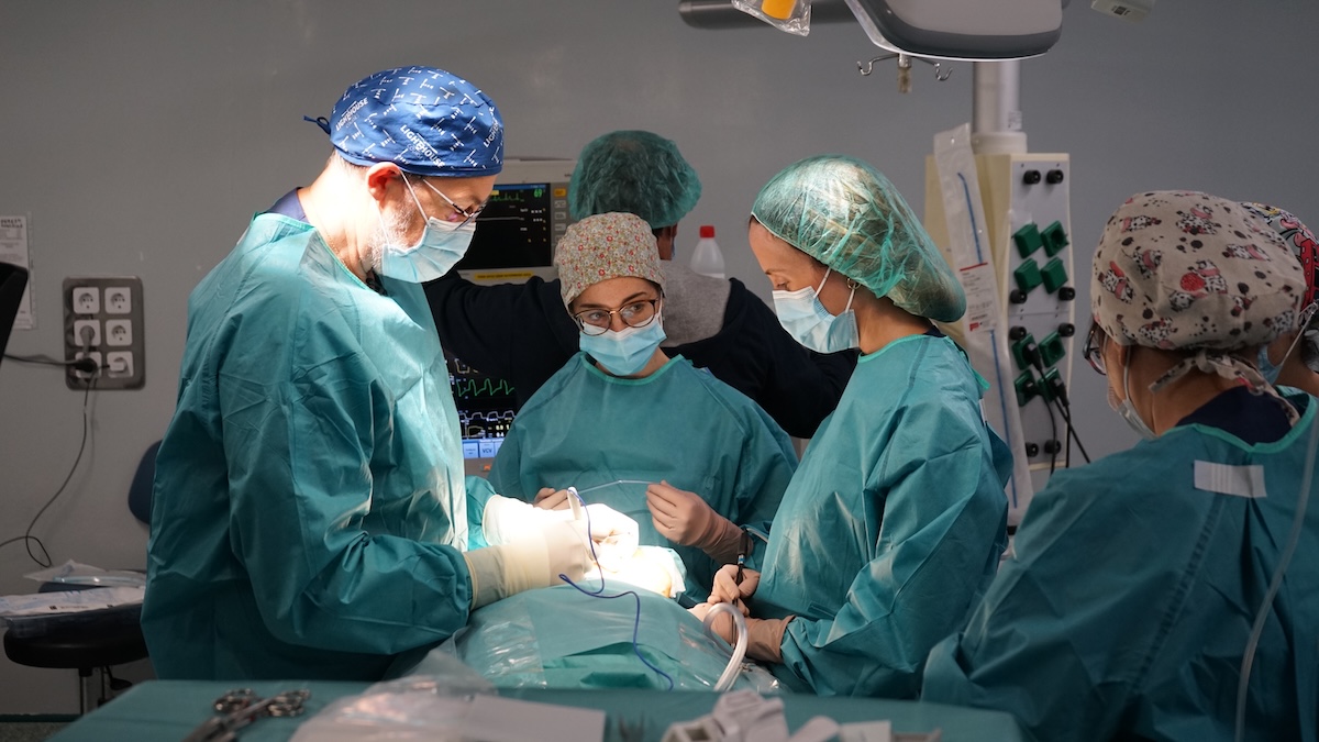 Cebrian en quirófano