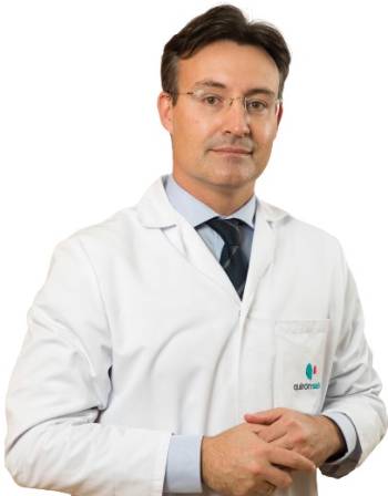 Dr.-Roberto-Martiėn-Reyes-ok-copia