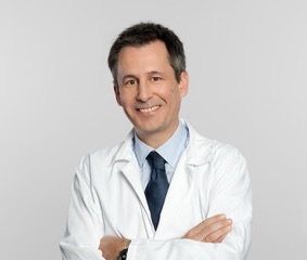 Dr. Joaquín Carneado-Ruiz