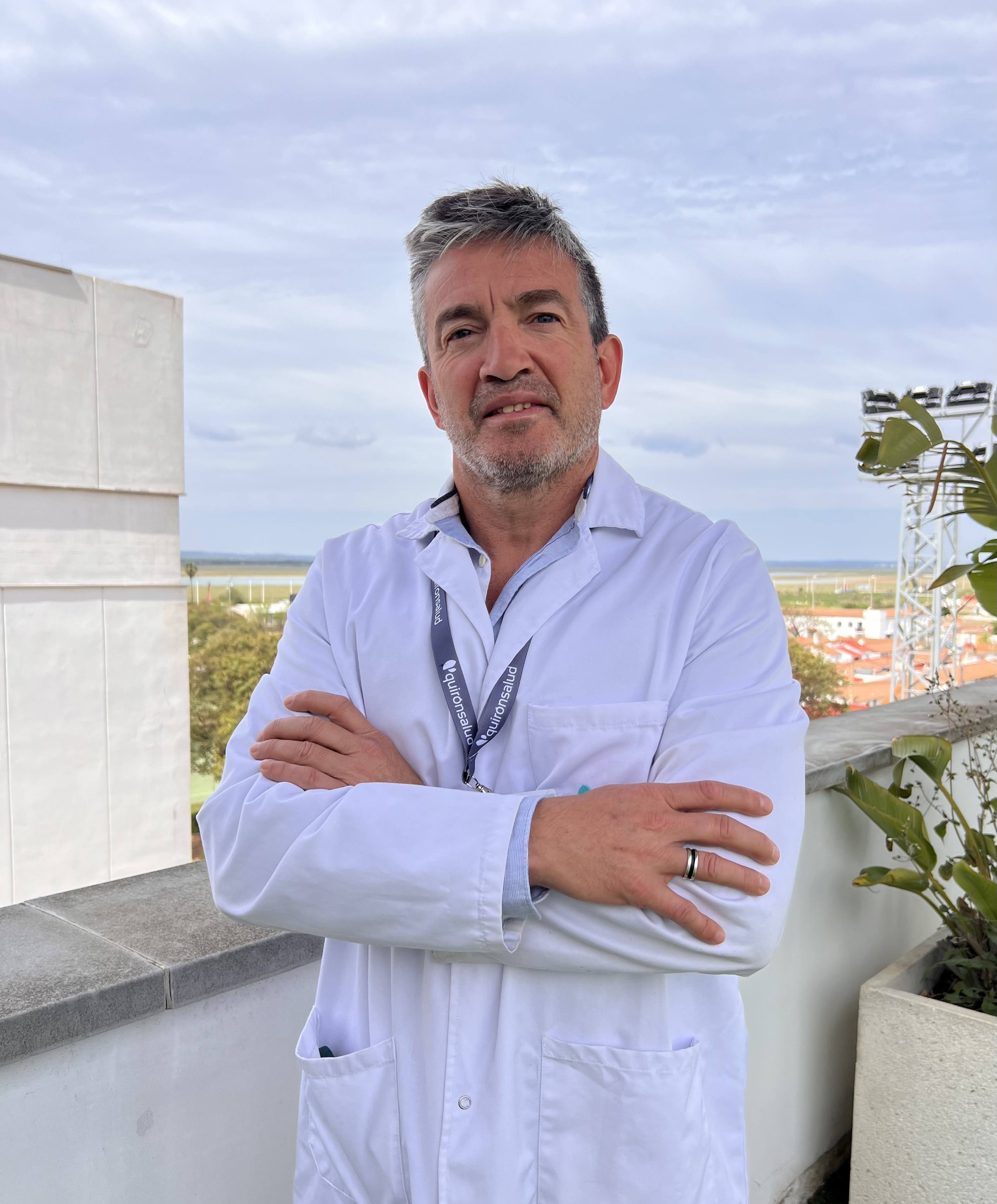 Dr. Marcos Lutteral