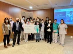 Acto de entrega del premio a Mundo Orenda