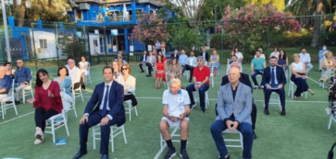 Dr. Jesús Herrera , el tenista Manolo Santana y el Consejero de Educación y Deporte Javier Imbroda