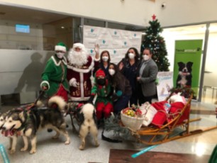 Visita de Papá Noel al Hospital Quirónsalud Málaga