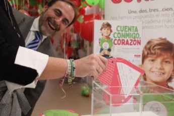 Acto Colaboración Quirónsalud Málaga y Fundación Olivares 12
