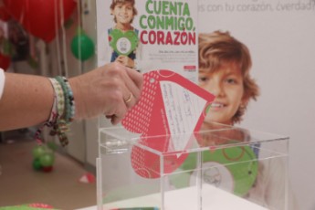 Acto Colaboración Quirónsalud Málaga y Fundación Olivares 17