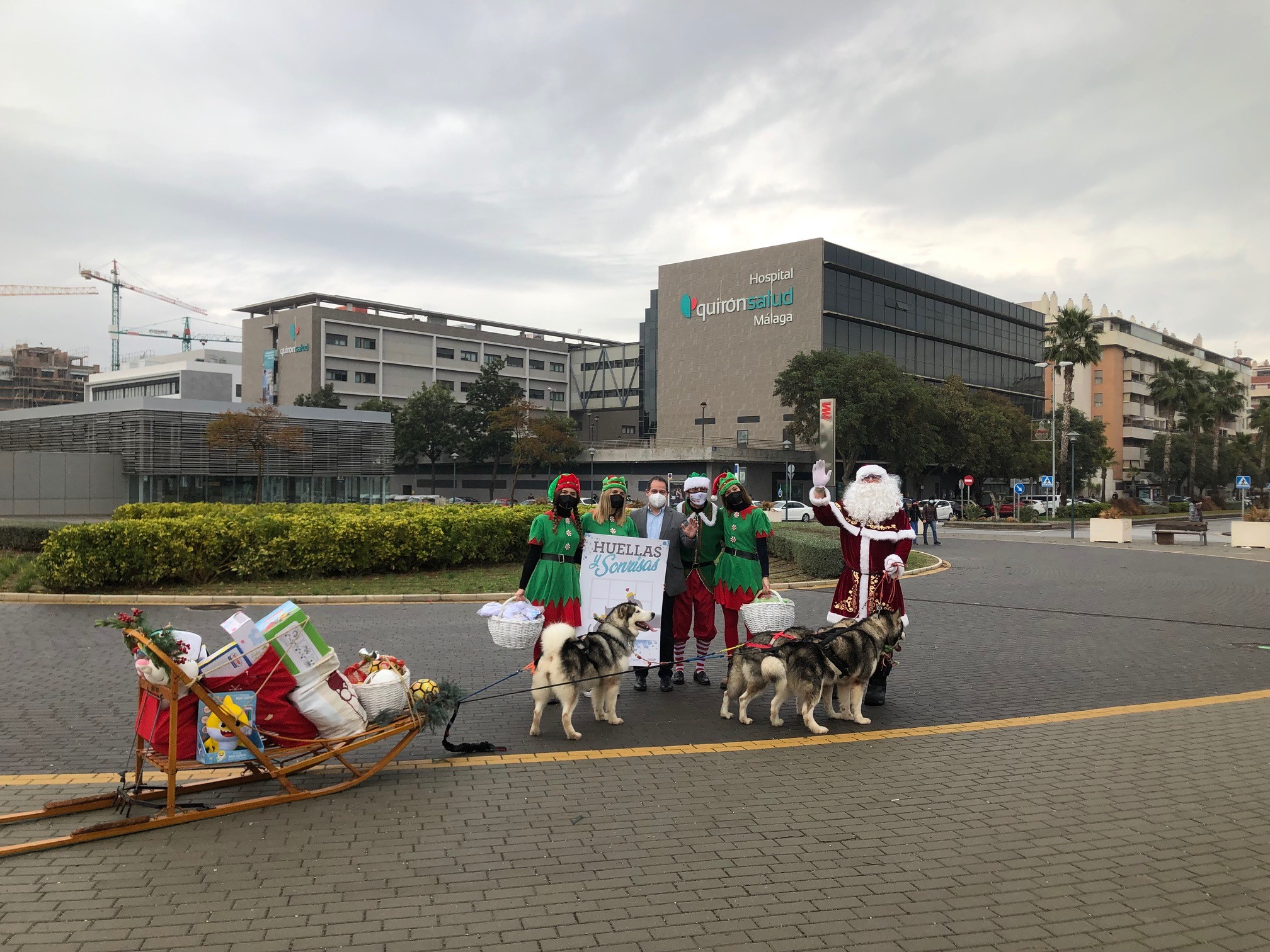 Visita Papá Noel al Hospital Quirónsalud Málaga