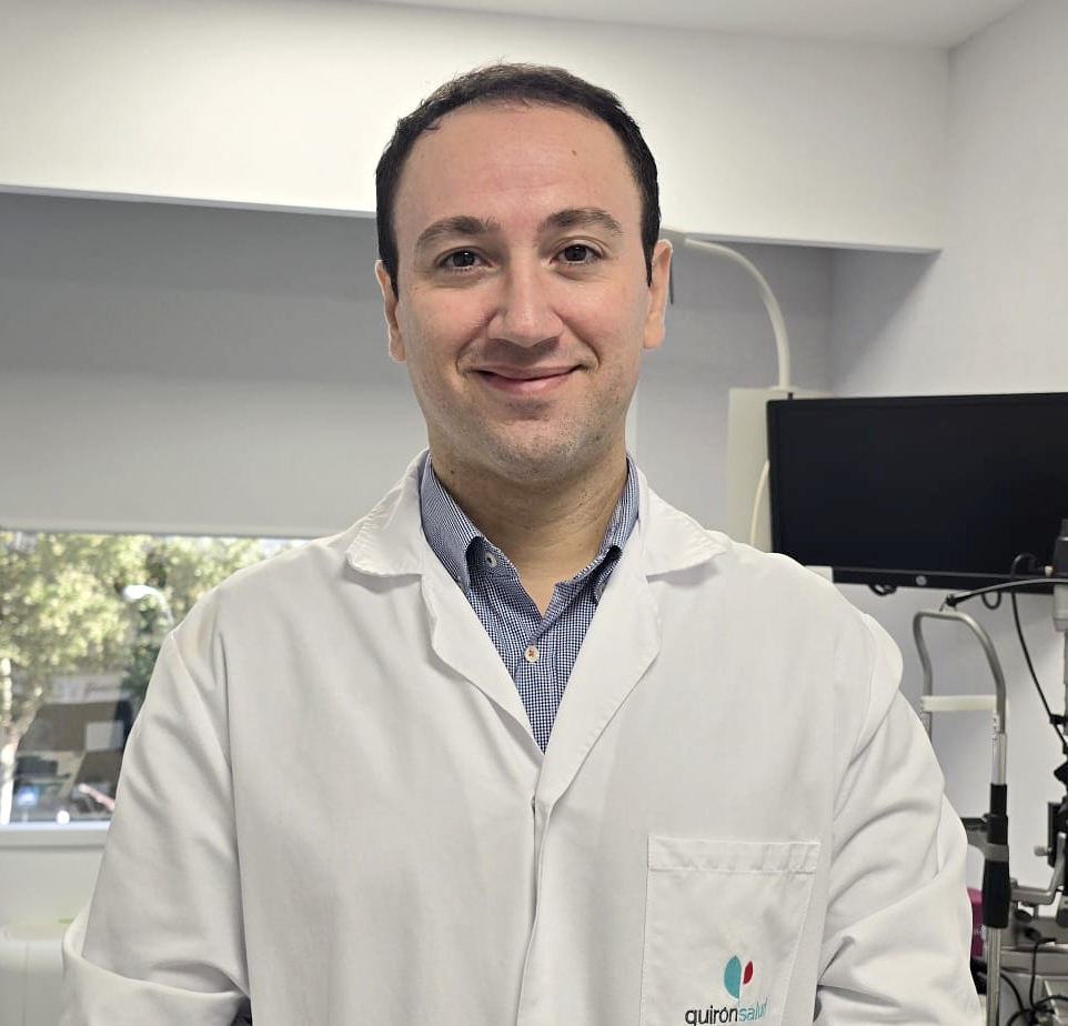 Dr-Alcalde-Quirónsalud-Marbella-Oftalmología