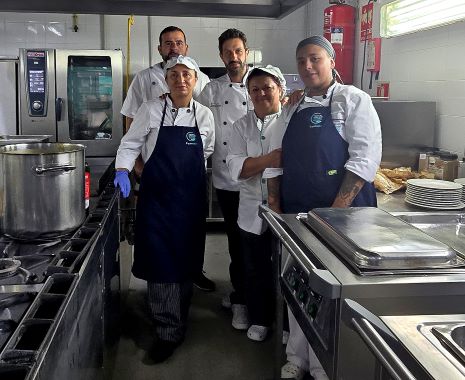 465 Cerdeño en cocina