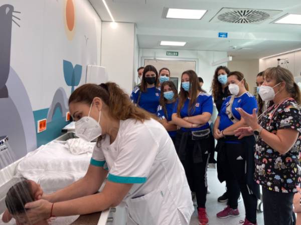 neonatologia_quironsalud_marbella_visita_estudiantes