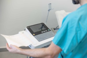 electrocardiograma-cardiologia-quironsalud-marbella-hospital-cardiology