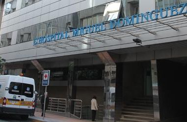 Entrada al Hospital Miguel Domínguez