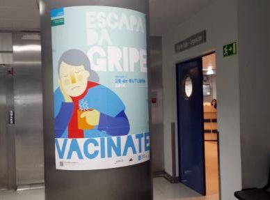 Cartel de la campaña de vacunación contra la gripe y el neumococo