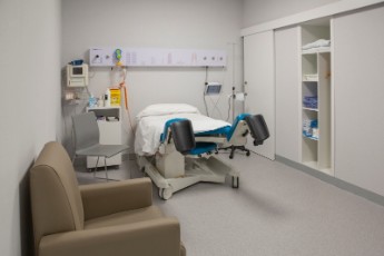 Hospital el Pilar - Grupo Quirónsalud - Sala cama parto
