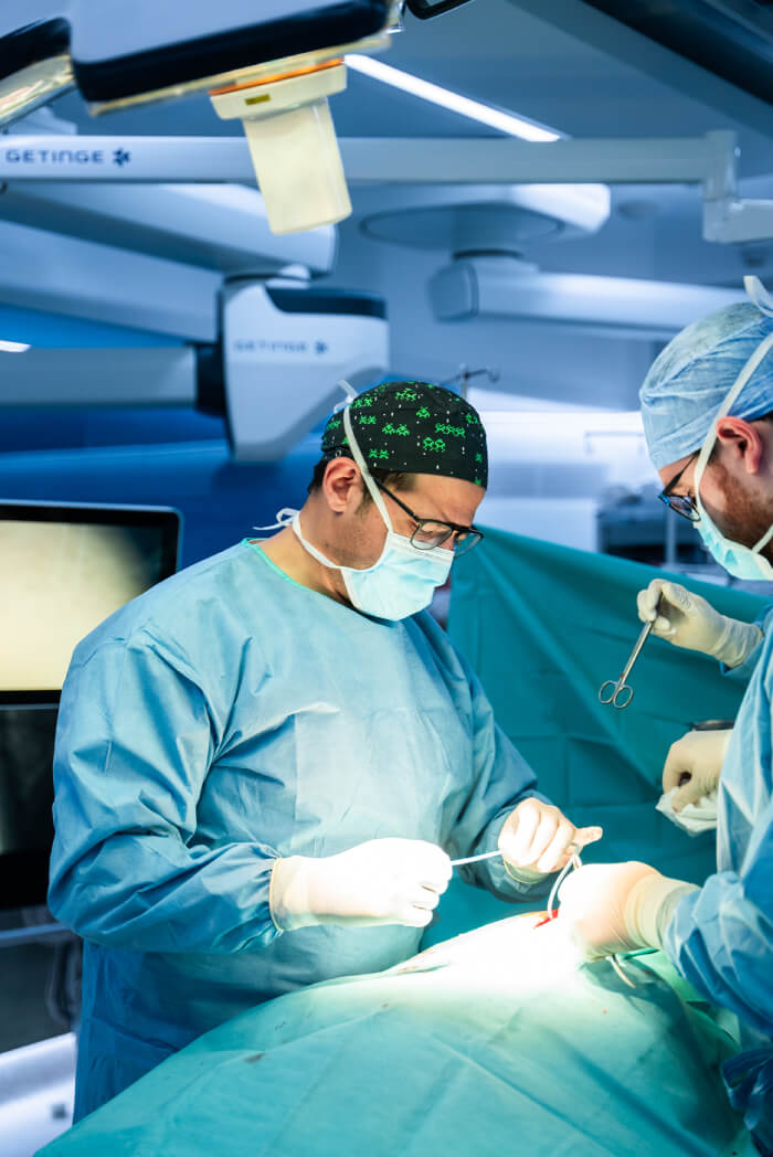 Dr. Torales. Hospital El Pilar. Experto en tumores cerebrales