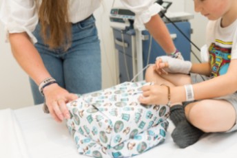 Visita de Marta Ortega a Quirónsalud San José