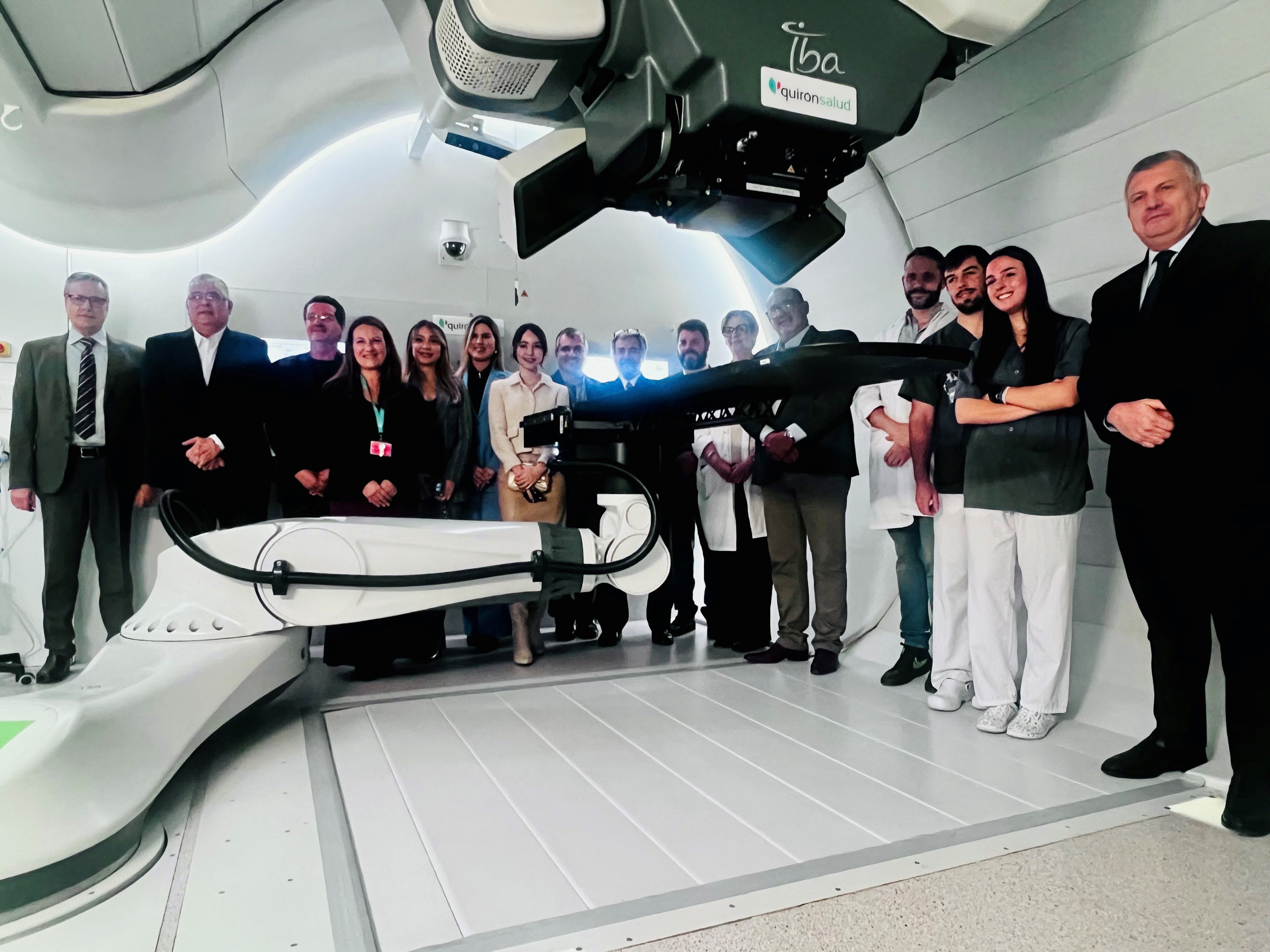 Foto Una delegación de la ciudad brasileña de Maricá visita el Centro de Protonterapia Quirónsalud
