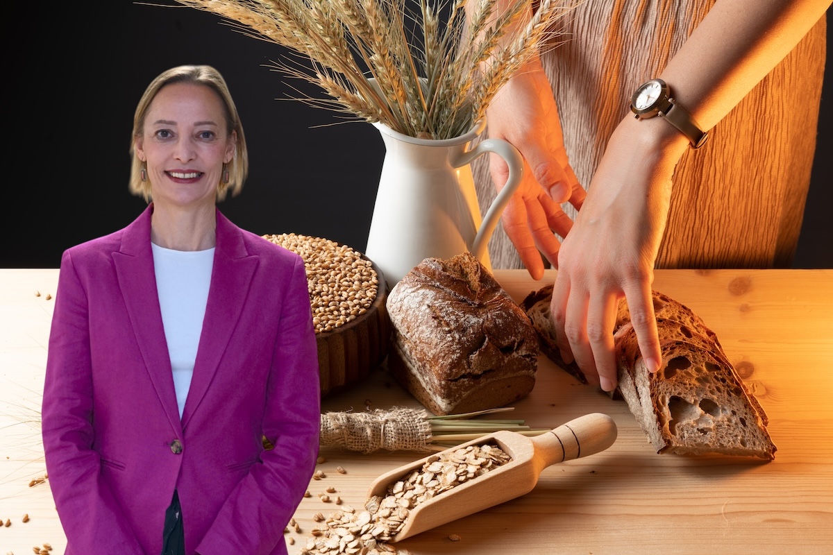 women-s-hands-hold-bread-slices-2025-03-09-00-50-59-utc