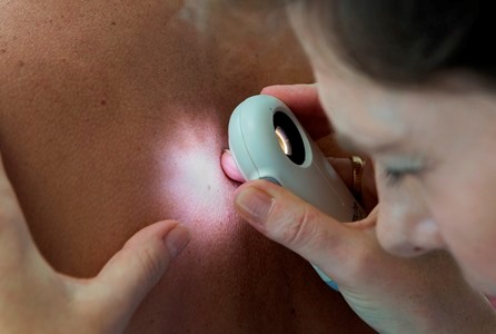 0Derma141015Gc212