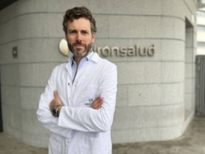 Doctor José Lirola especialista traumatologia cirugia ortopedica Sagrado Corazon (1)