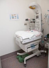 Área obstétrica. Incubadora