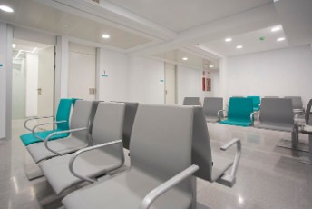 Edificio Consultas Externas_Sala de espera